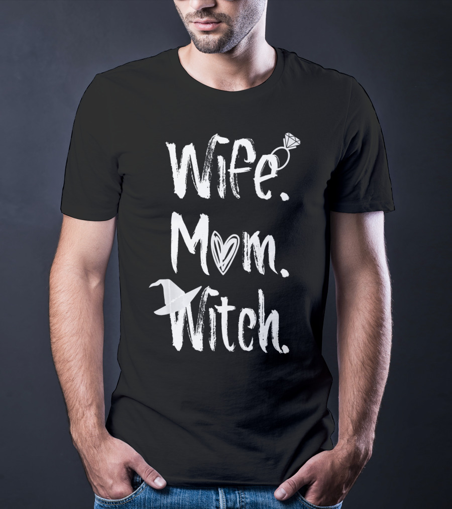Wife Mom Witch Halloween Ring And Hat T-Shirt