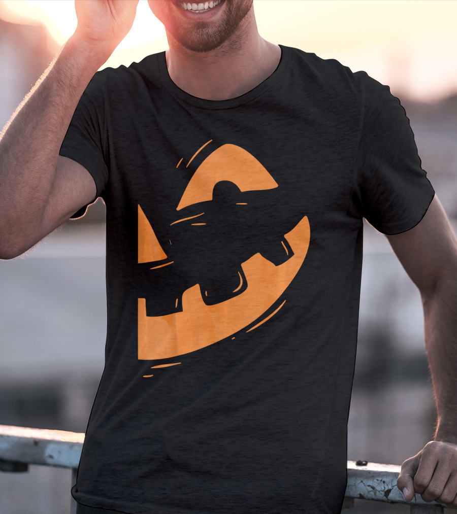 Jack O Lantern Pumpkin Face Halloween Smile T-Shirt