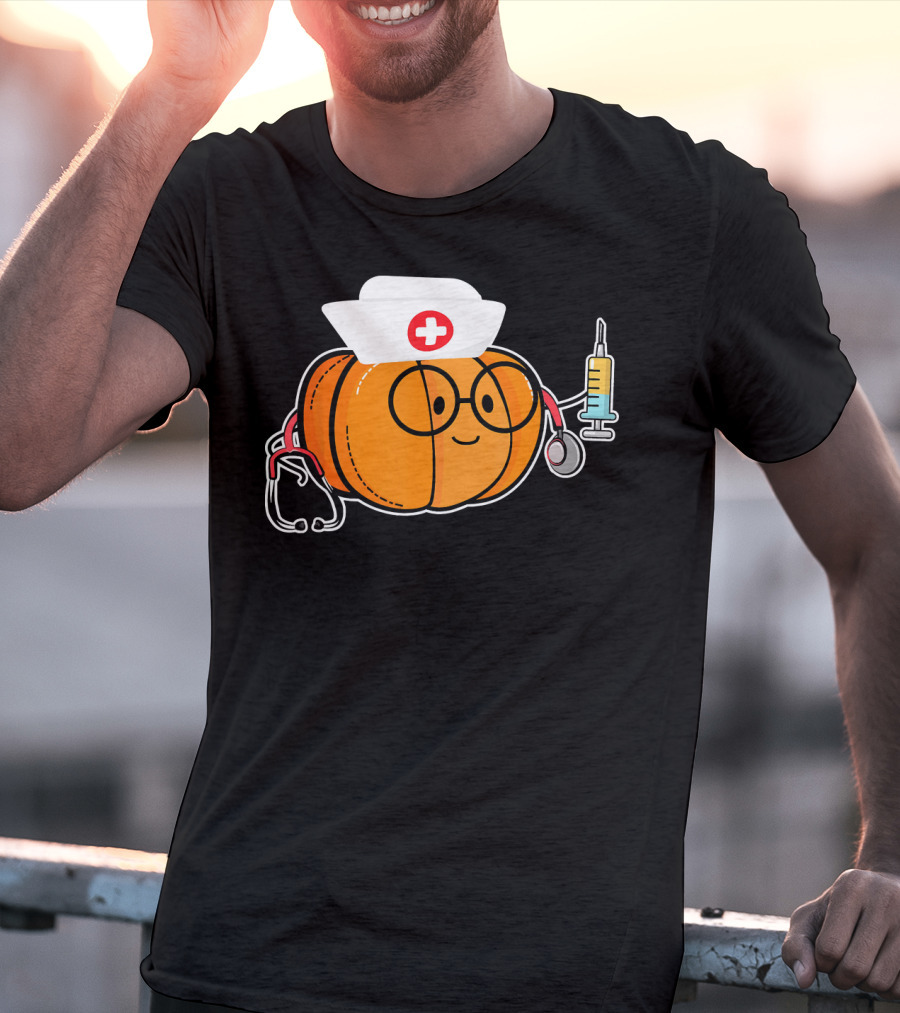 Nurse Halloween Pumpkin With Stethoscope And Syringe Smiling Face T-Shirt