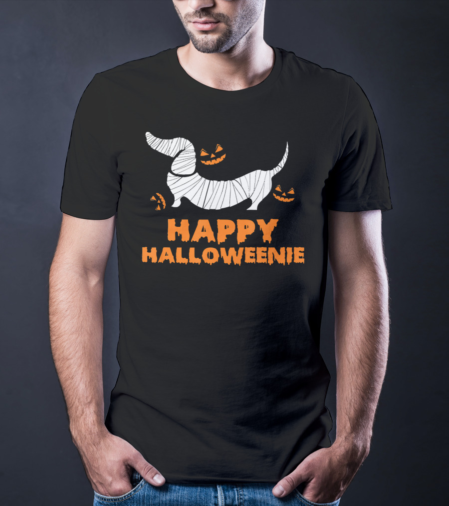 Happy Halloweenie Dachshund Mummy With Jack-O'-Lanterns T-Shirt