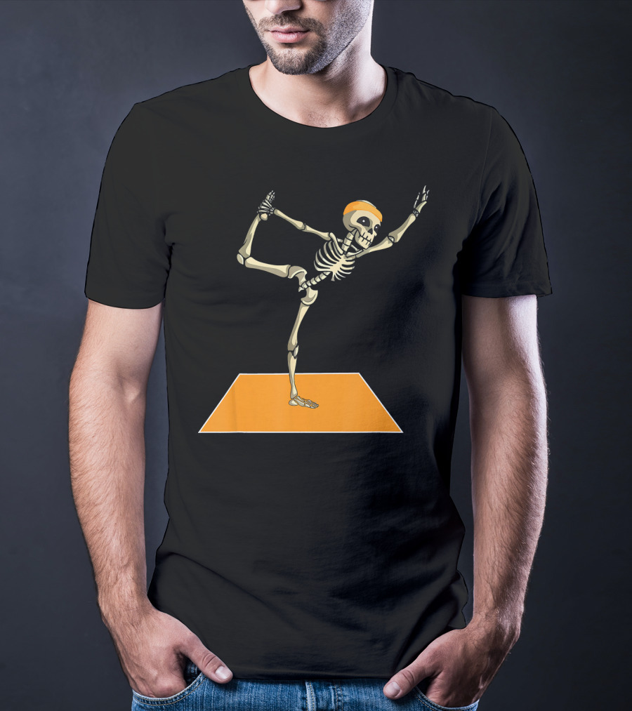 Halloween Skeleton Yoga Pose Spooky Funny Exercise T-Shirt