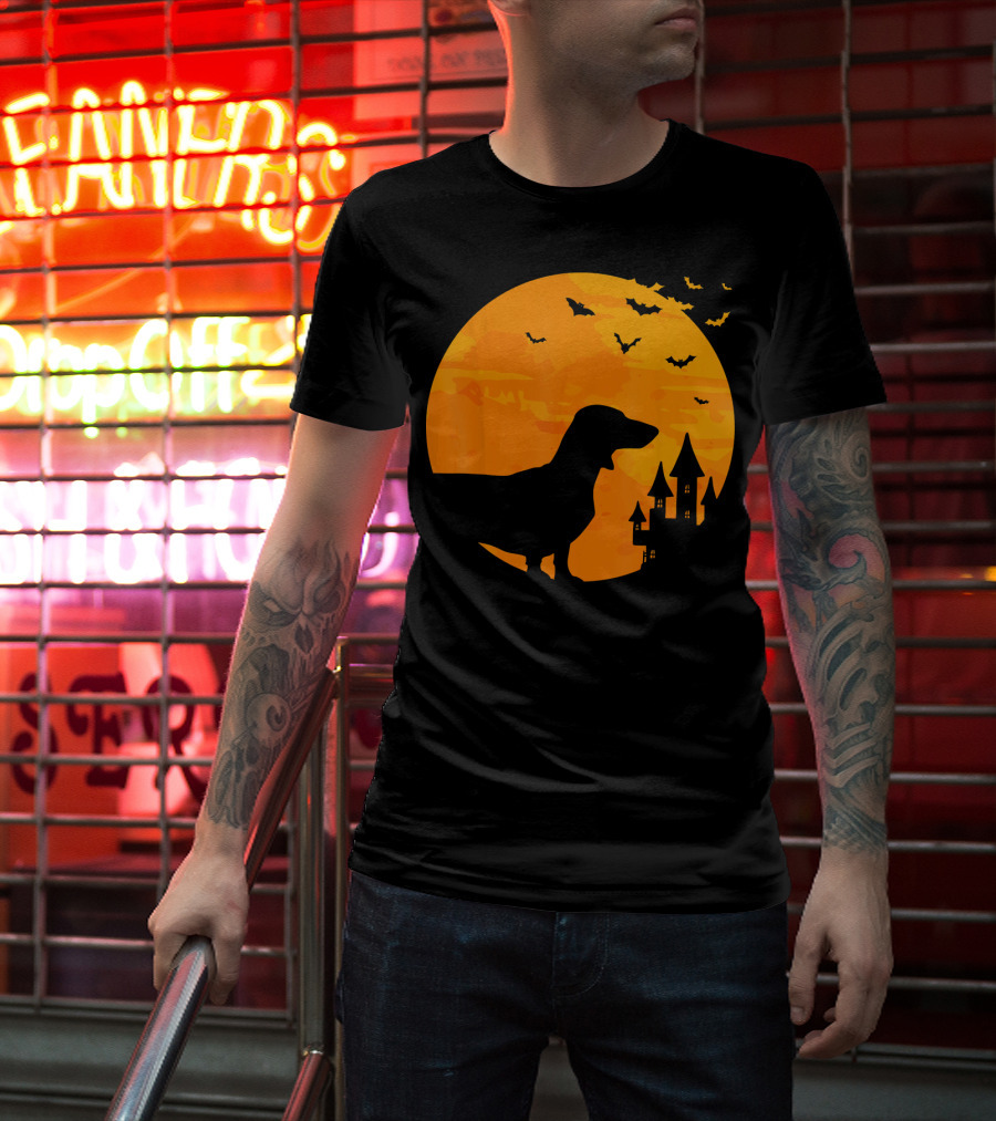 Dachshund Halloween Silhouette With Bats And Haunted Castle T-Shirt