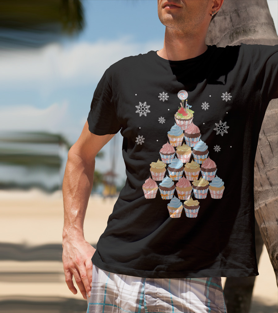 Cupcake Christmas Tree Baker Bak Festive Snowflake Topping T-Shirt