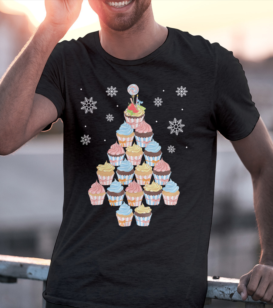 Cupcake Christmas Tree Baker Bak Festive Snowflake Topping T-Shirt