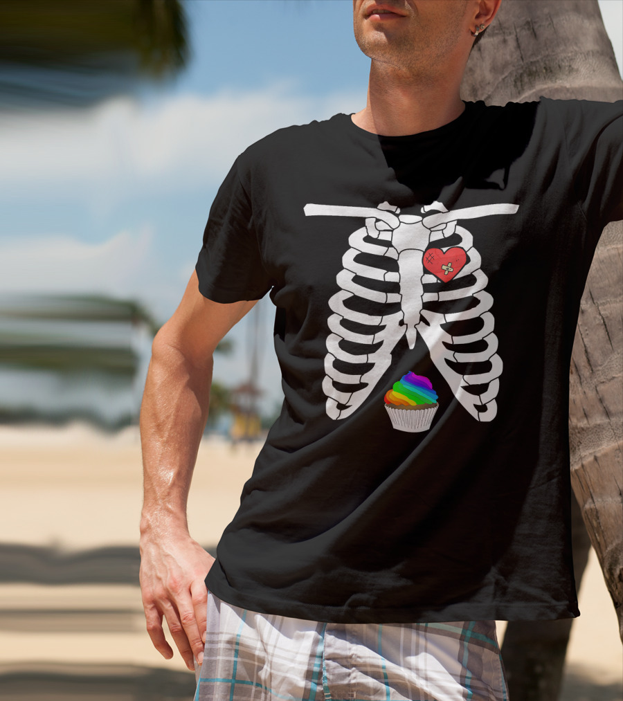 Halloween Skeleton X Ray Rainbow Cupcake Heart T-Shirt