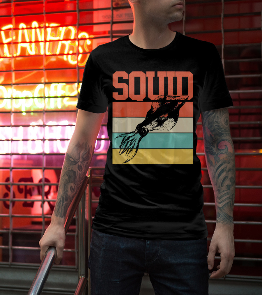 Squid Retro Marine Biologist Vintage Stripes T-Shirt
