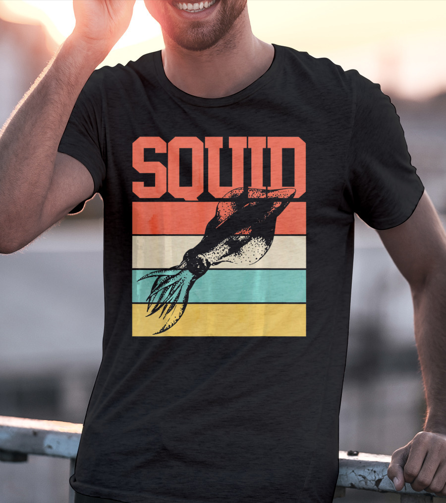 Squid Retro Marine Biologist Vintage Stripes T-Shirt