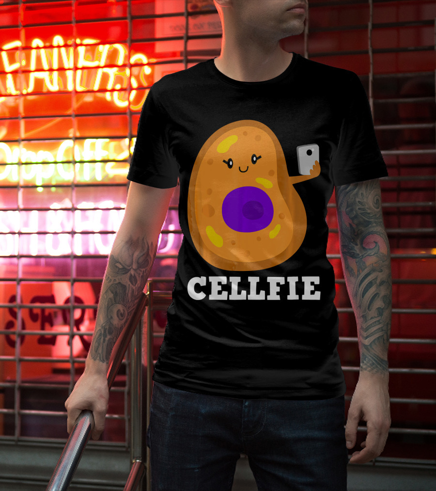 Cute Cell Character Taking Selfie For Science Teacher Enthusiasts T-Shirt
