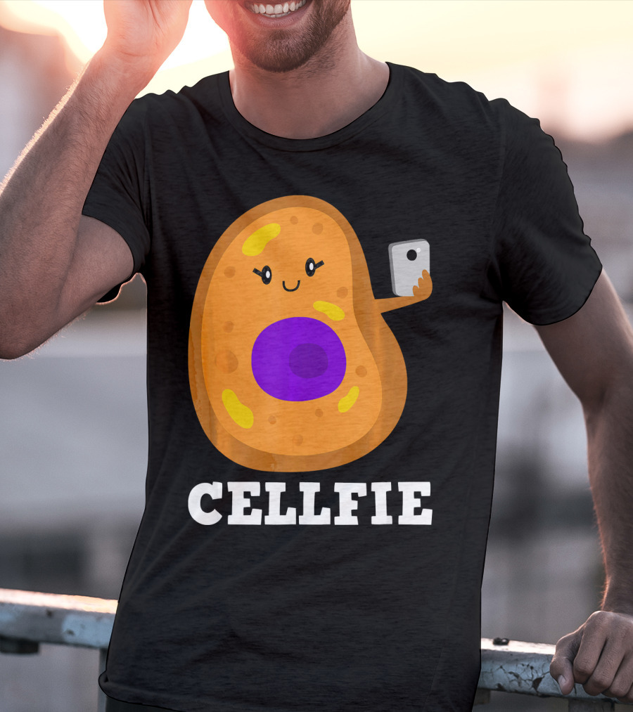 Cute Cell Character Taking Selfie For Science Teacher Enthusiasts T-Shirt