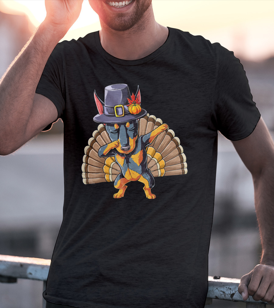 Thanksgiving Pilgrim Hat Dabbing Dog With Turkey Feathers T-Shirt