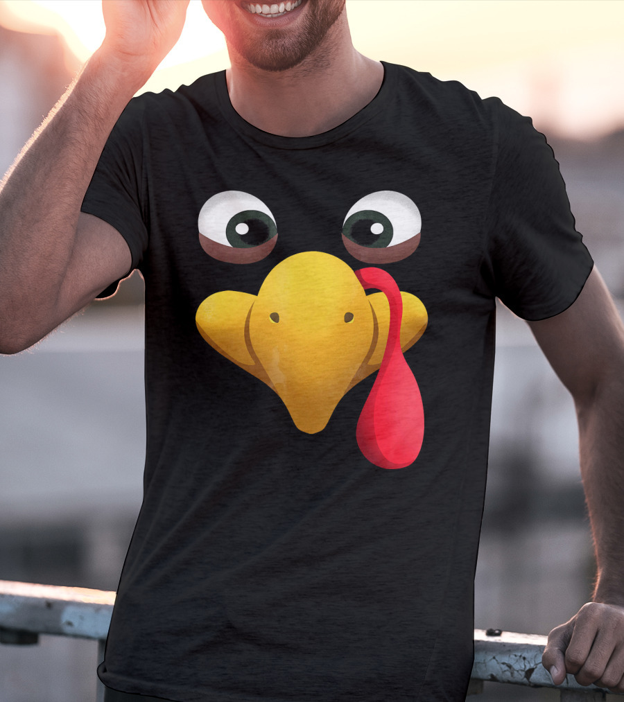 Funny Turkey Face With Realistic Expression T-Shirt
