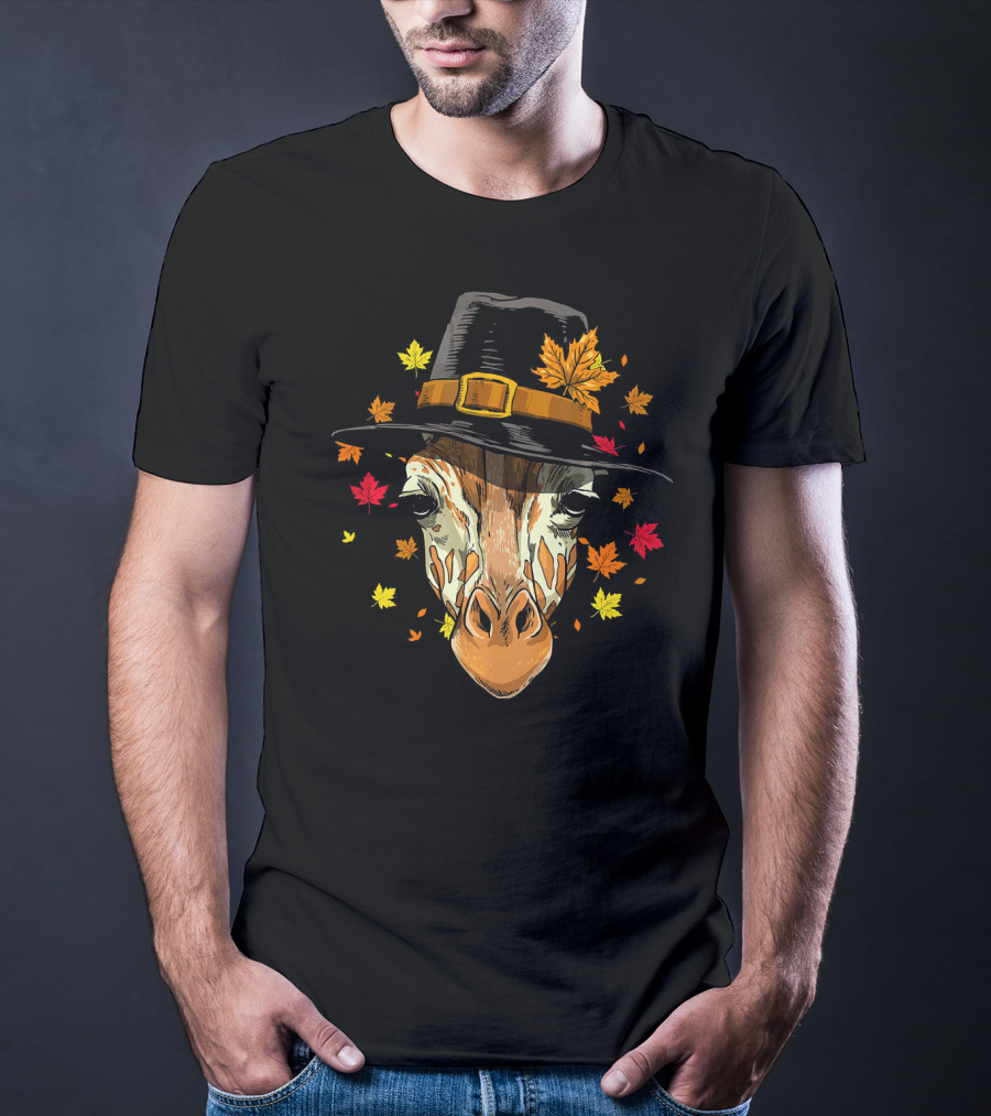 Thanksgiving Pilgrim Giraffe Autumn Leaves T-Shirt