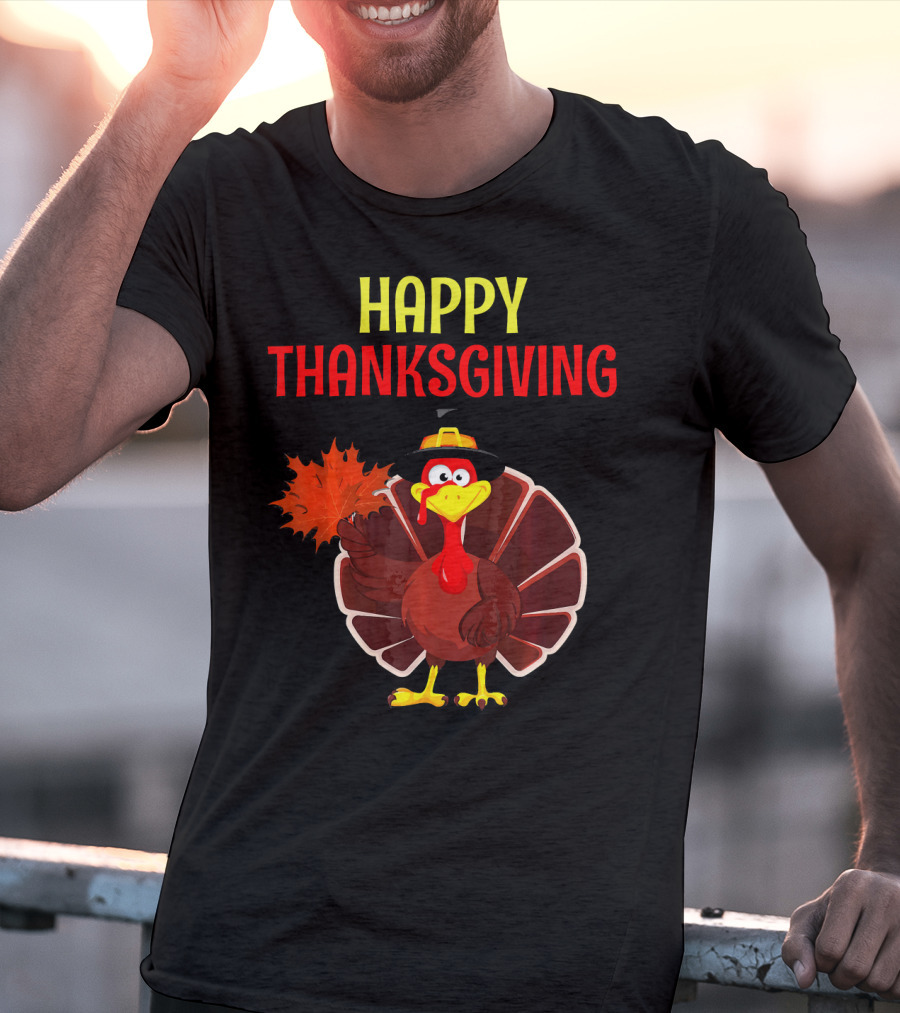 HAPPY THANKSGIVING Turkey Holding Leaf T-Shirt