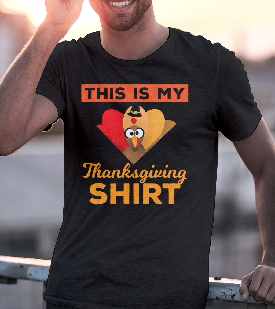 This Is My Thanksgiving Shirt Funny Runaway Turkey T-Shirt