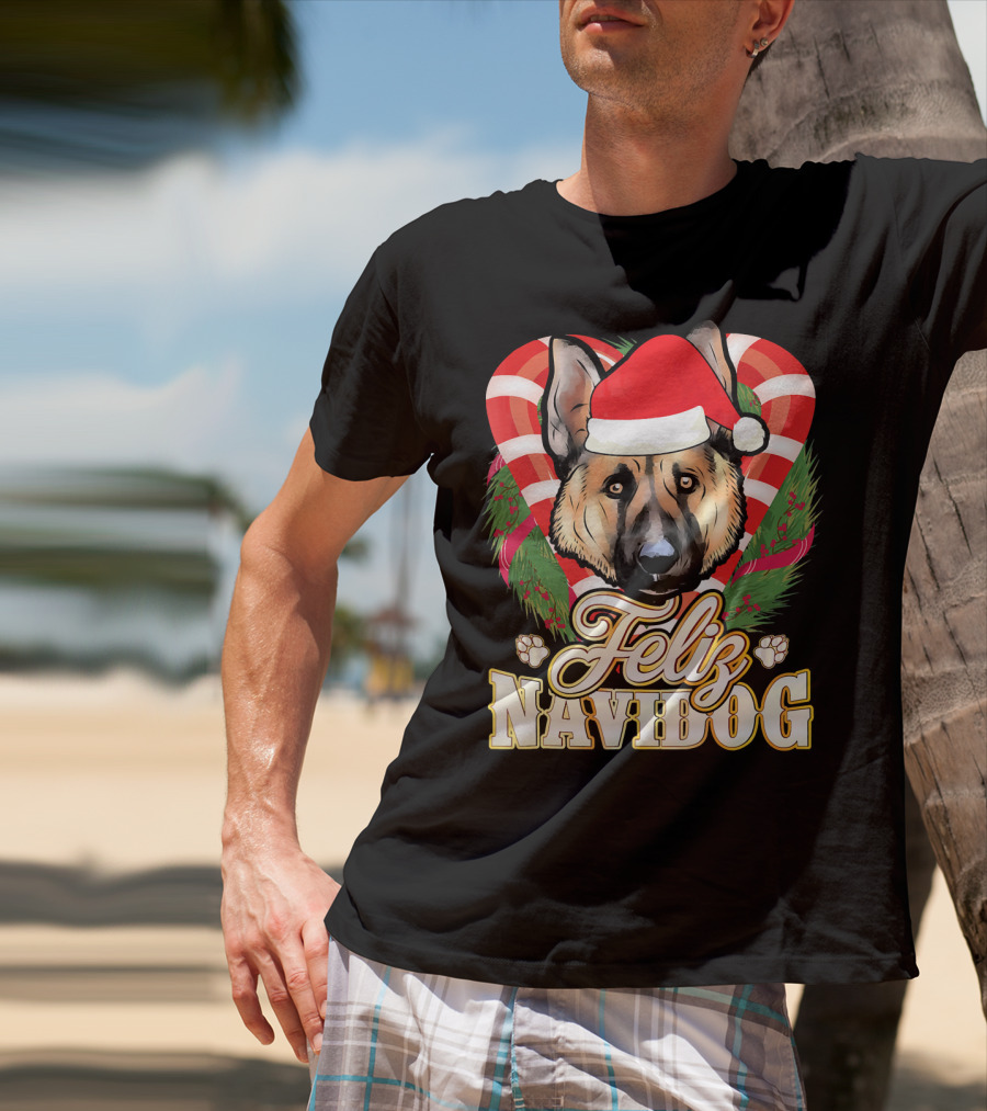Feliz Navidog German Shepherd Santa Hat Christmas Wreath T-Shirt