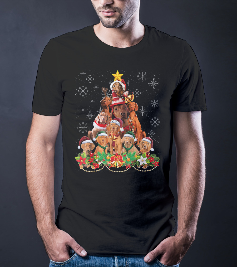 Vizsla Christmas Tree With Dogs Santa Hats Snowflakes And Holly T-Shirt