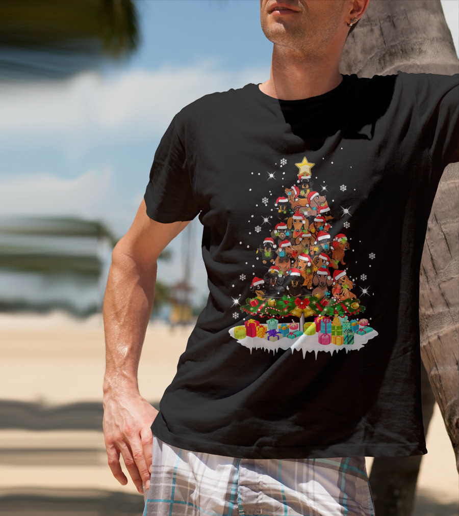 Funny Dachshund Christmas Tree With Santa Hats And Presents T-Shirt