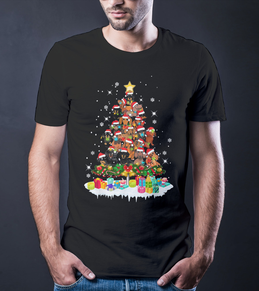 Funny Dachshund Christmas Tree With Santa Hats And Presents T-Shirt