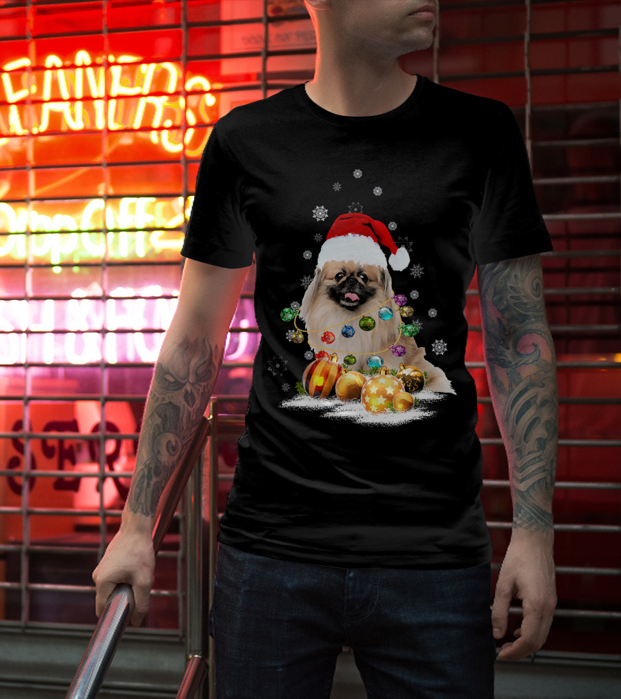 Pekingese Christmas Dog Lights With Santa Hat And Snowflakes T-Shirt