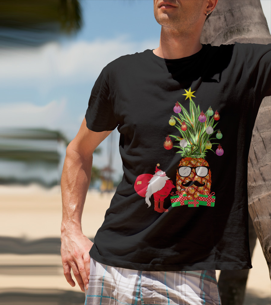 Santa Pineapple Christmas Tree With Gifts And Ornaments T-Shirt