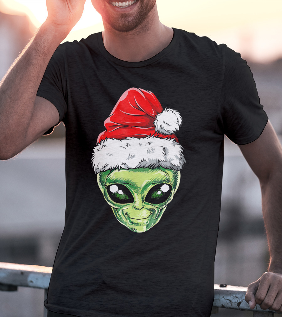 Alien Santa Christmas Hat T-Shirt