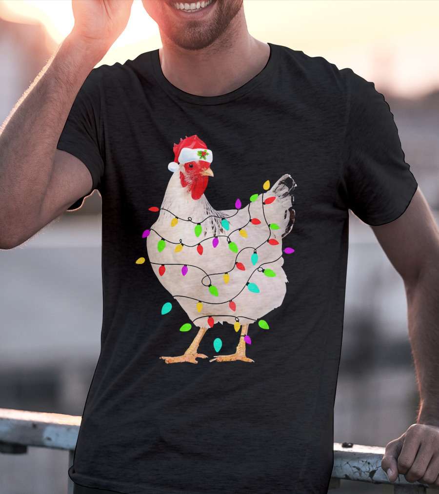 Chicken Christmas Light Funny Chicken Santa Hat Festive Holiday Decor T-Shirt