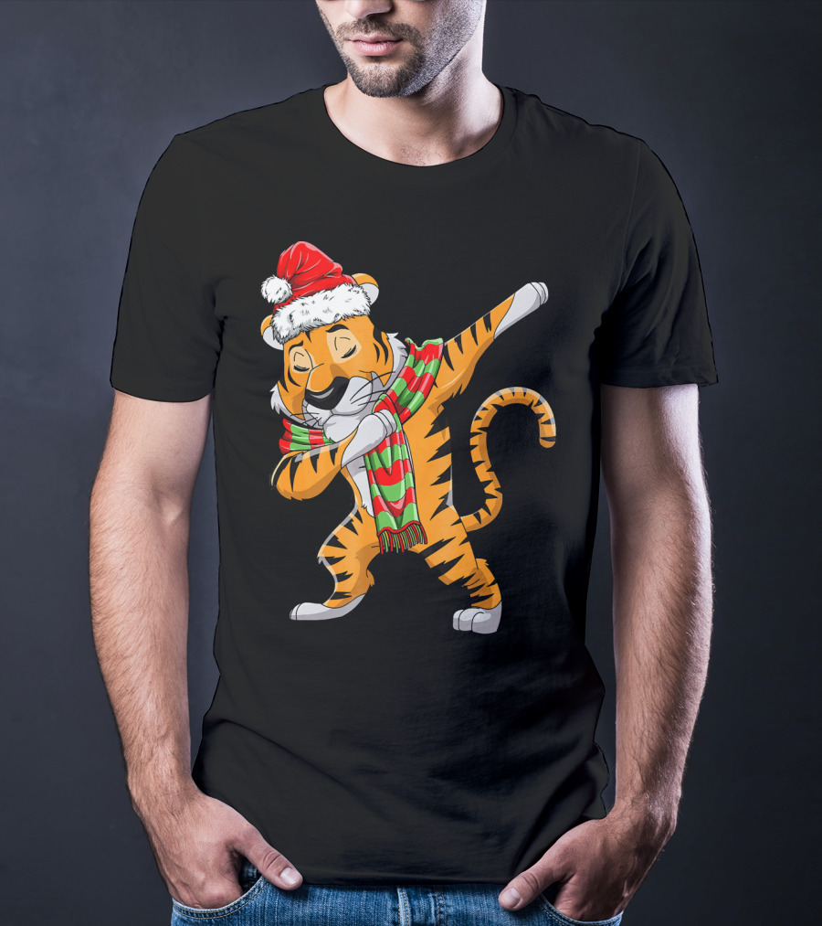 Dabbing Santa Tiger With Christmas Scarf T-Shirt
