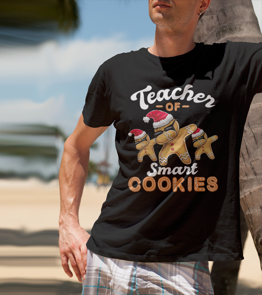 Teacher Of Smart Cookies Dabbing Gingerbread Men With Santa Hats T-Shirt