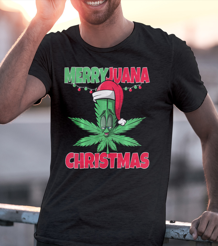 Merryjuana Christmas Funny Santa Hat Marijuana Leaf T-Shirt