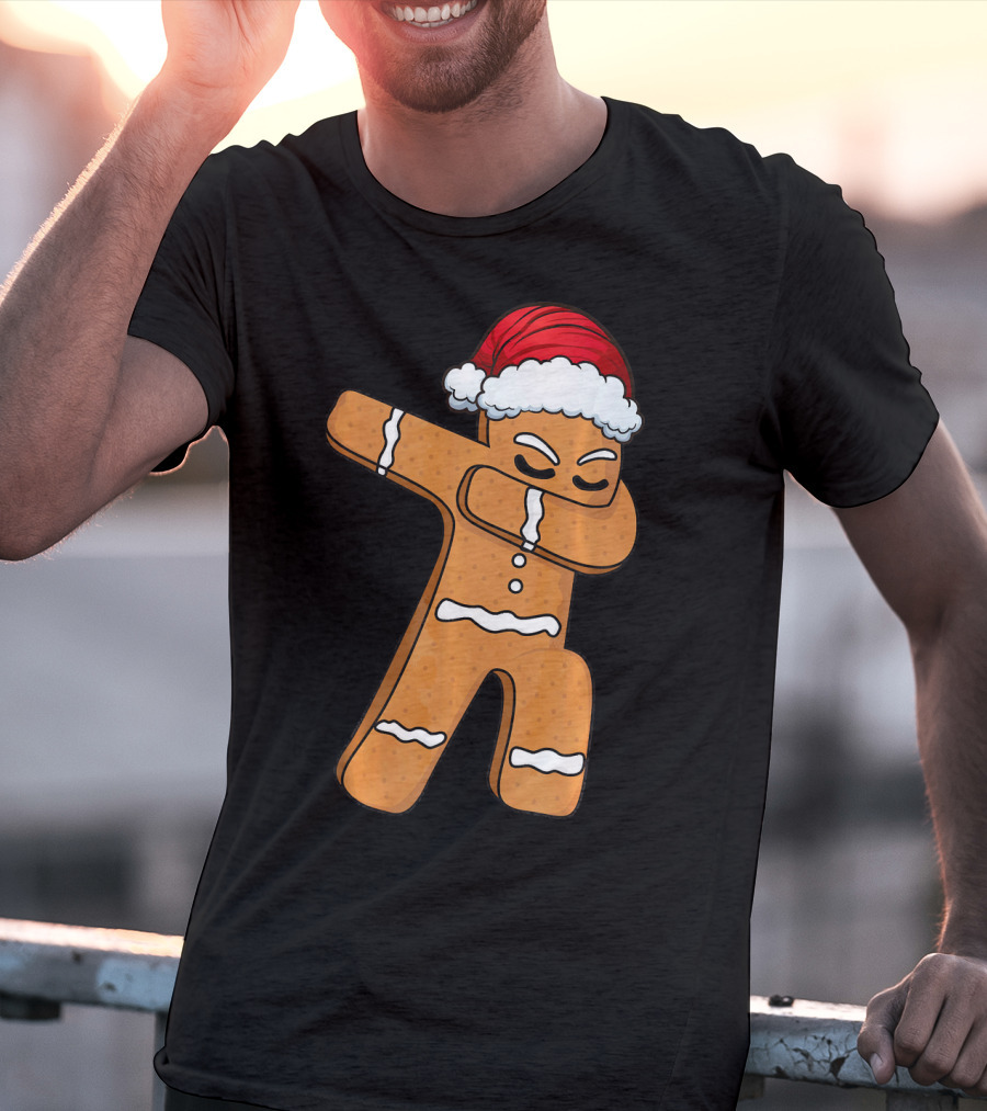 Dabbing Gingerbread Man With Santa Hat Holiday Fun T-Shirt