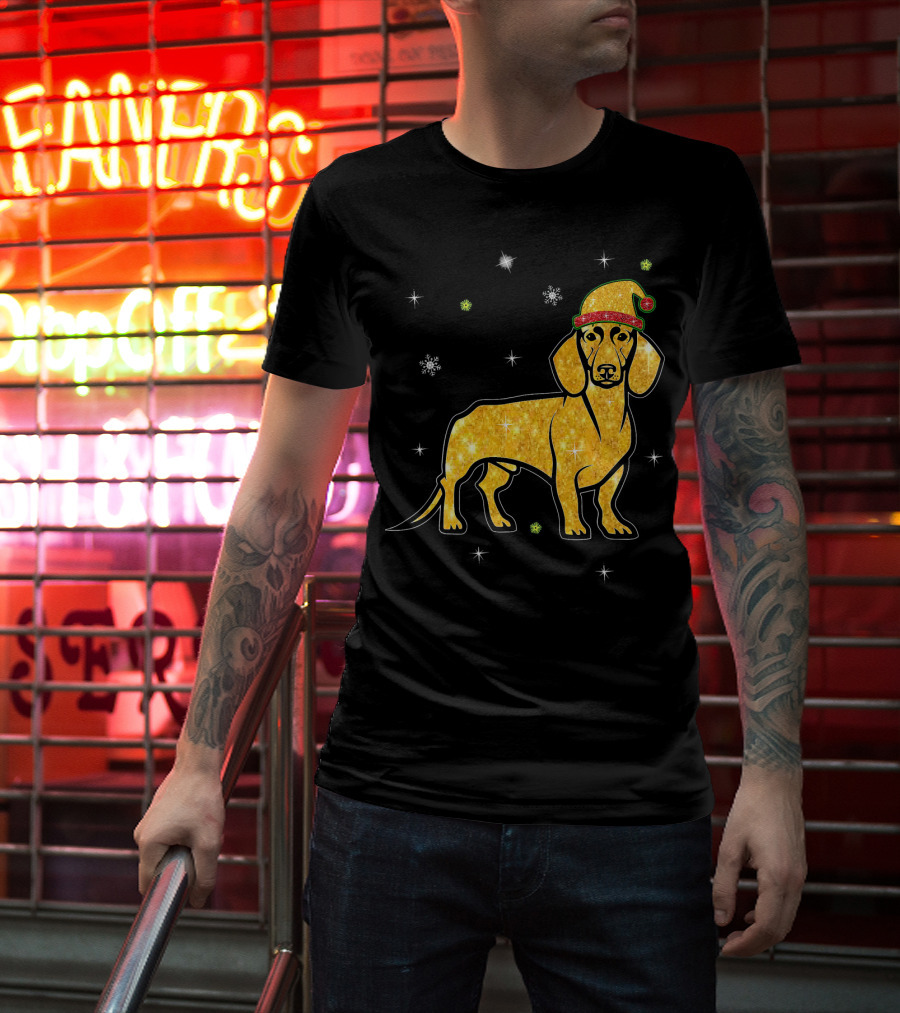 Christmas Lights Glitter Dachshund Dog With Santa Hat And Snowflakes T-Shirt