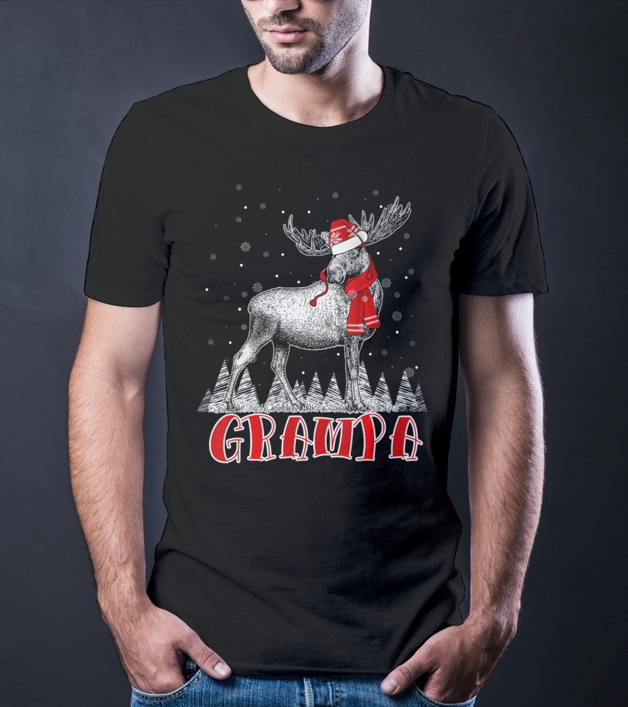 Grampa Moose Santa Hat Family Christmas Matching T-Shirt