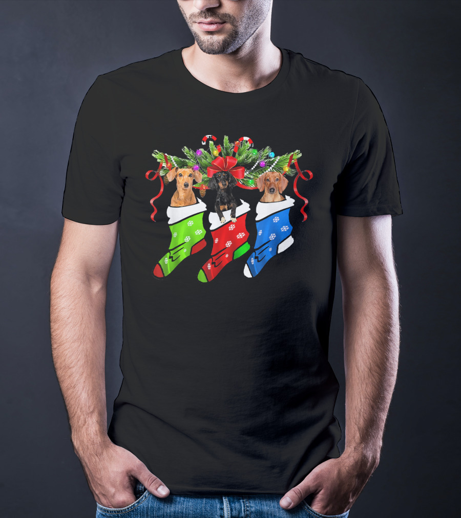Mens Funny Three Dachshund In Christmas Stockings T-Shirt