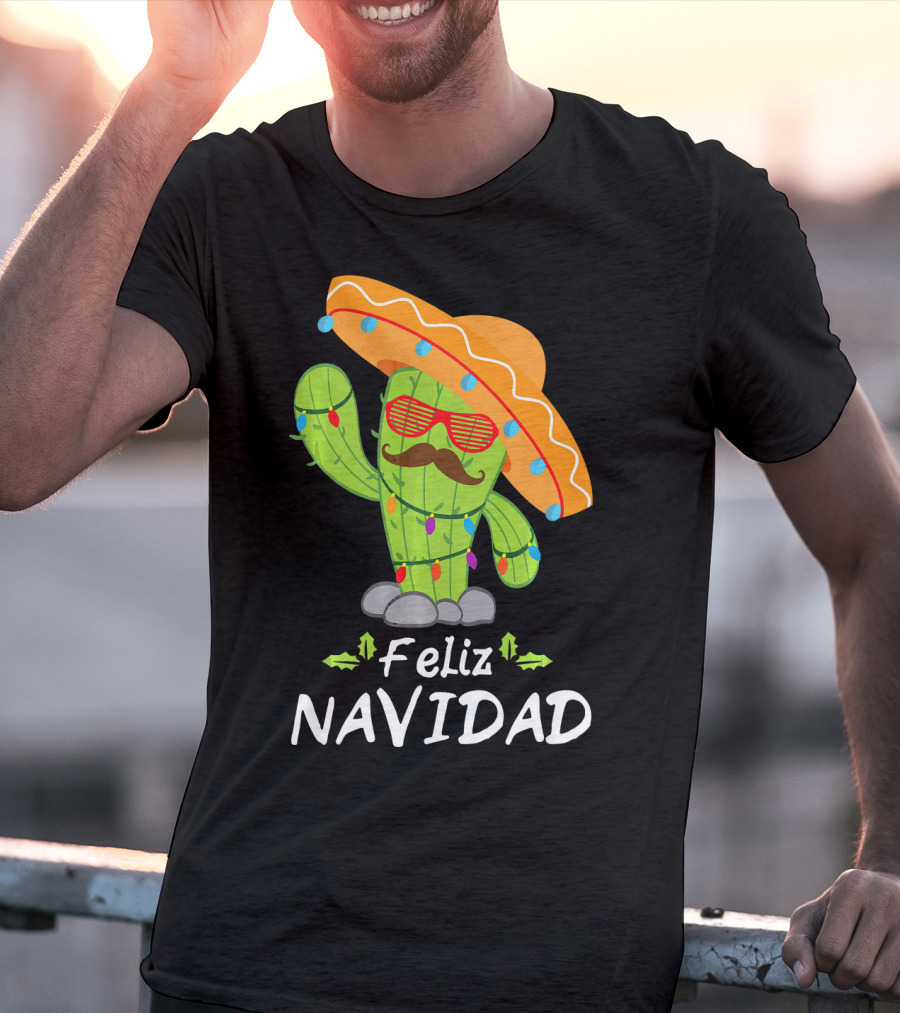 Feliz Navidad Cactus Mexican Tree Christmas Sombrero Lights T-Shirt