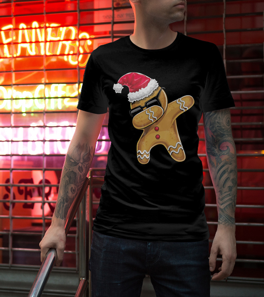 Santa Hat Dabbing Gingerbread Man Holiday Baking T-Shirt