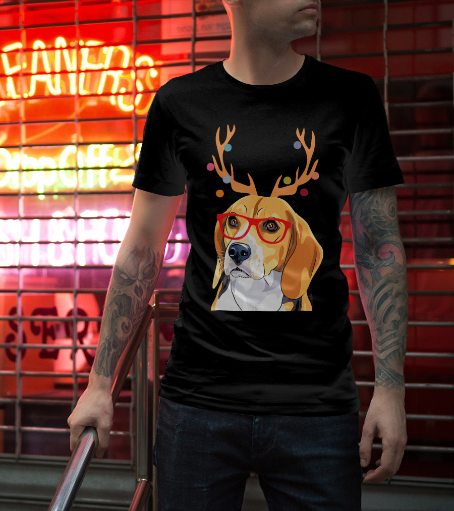 Beagle With Christmas Antlers And Red Glasses T-Shirt