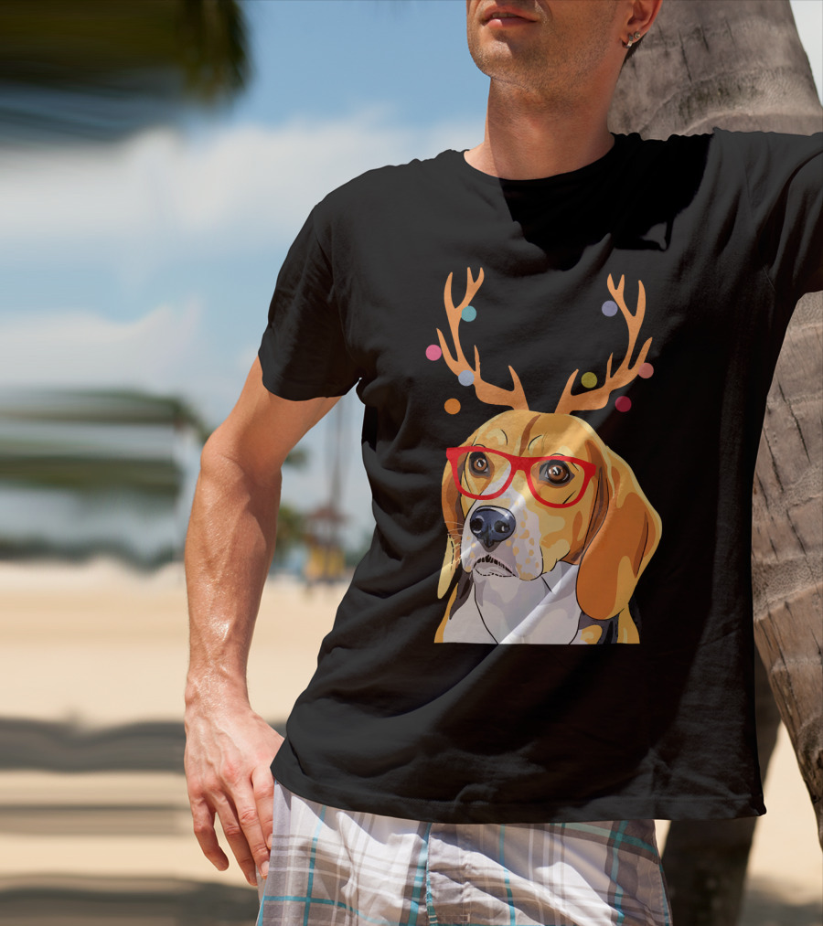 Beagle With Christmas Antlers And Red Glasses T-Shirt