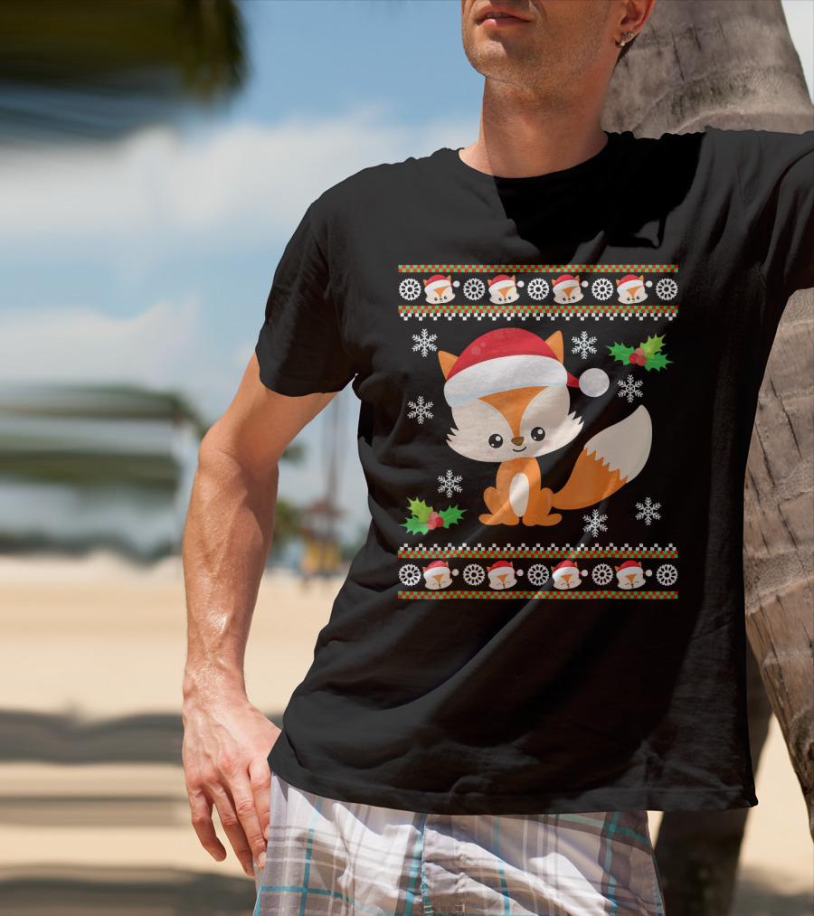 Cute Festive Fox With Santa Hat And Snowflakes T-Shirt
