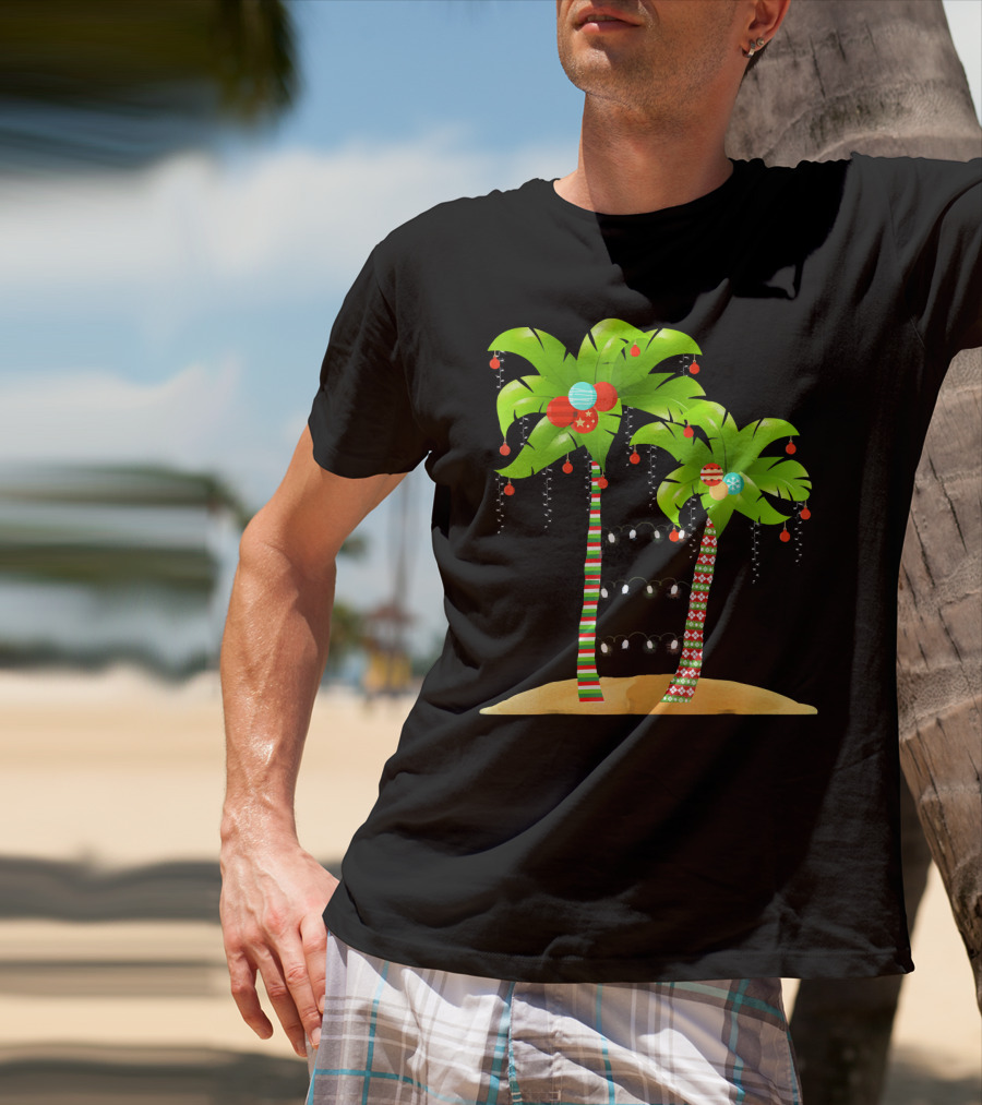 Christmas Tree Palm Mele Kalikimaka Palm Trees With Ornaments And Lights T-Shirt