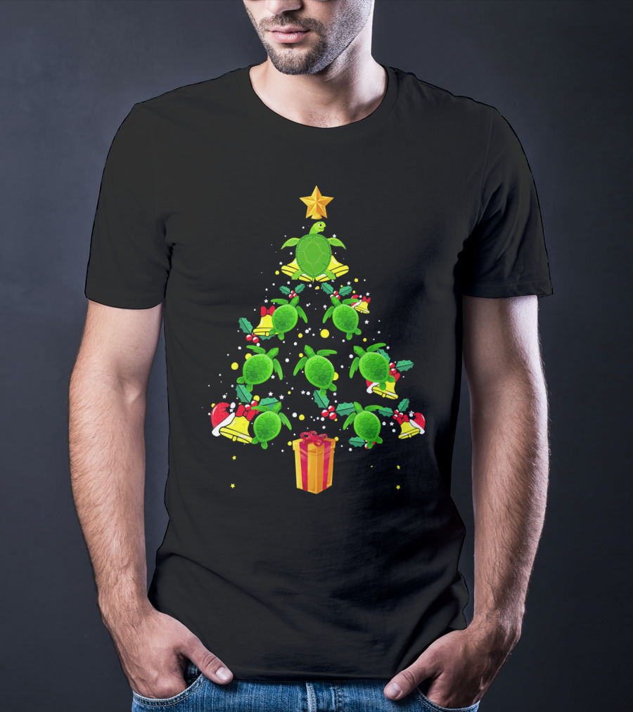Sea Turtle Christmas Tree With Star Hat And Gift Box T-Shirt