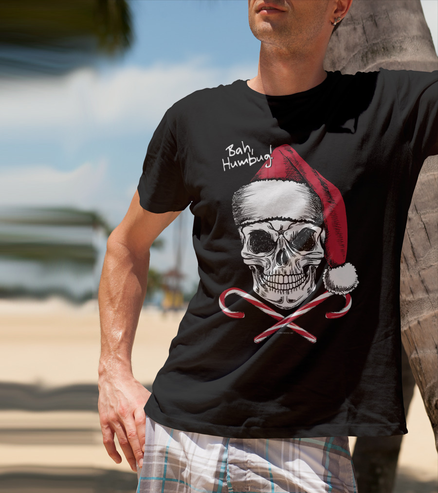 Bah Humbug Skull With Santa Hat And Candy Canes Christmas Funny Santa T-Shirt