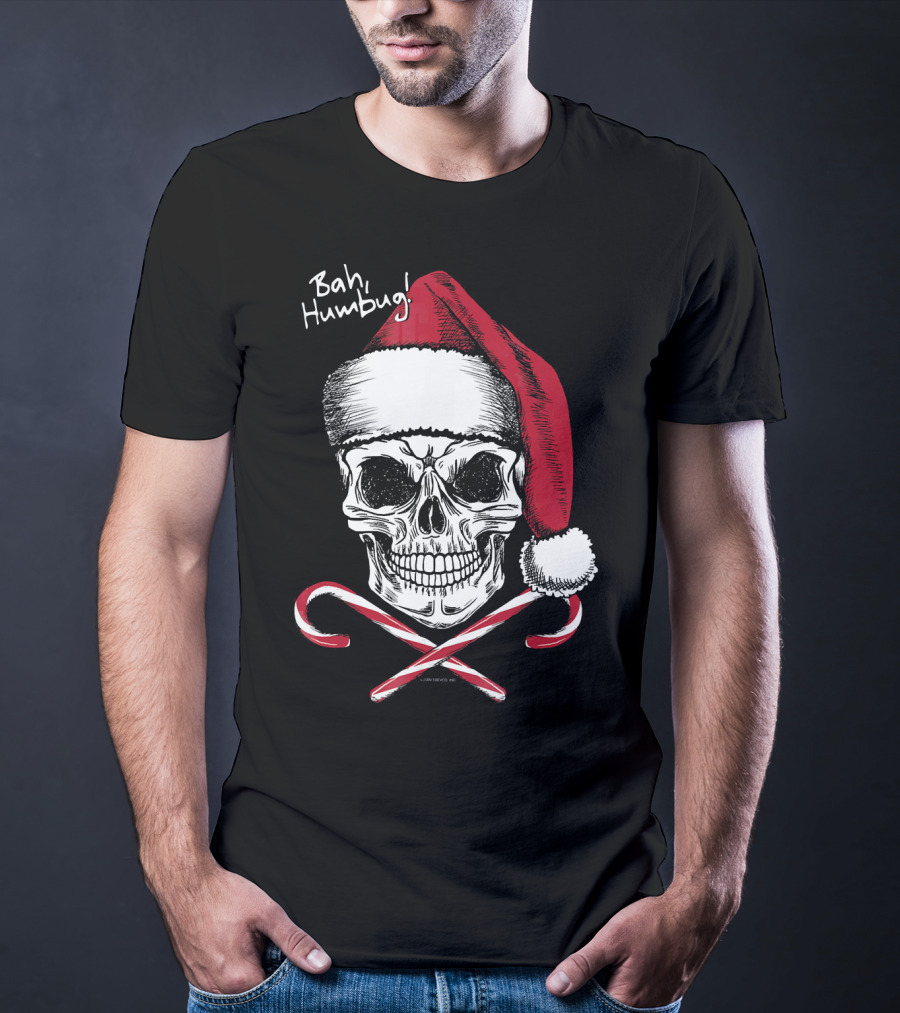 Bah Humbug Skull With Santa Hat And Candy Canes Christmas Funny Santa T-Shirt