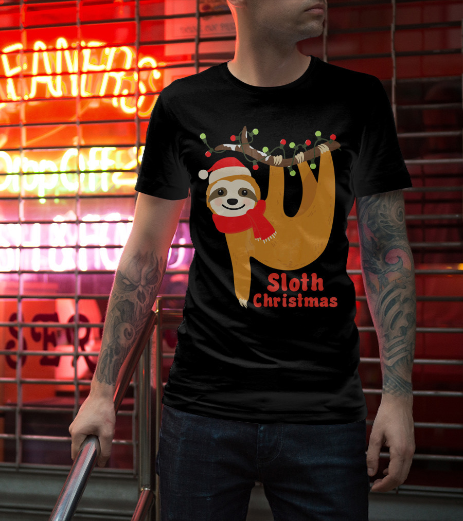 Sloth Christmas Funny Hanging Holiday Sloth T-Shirt
