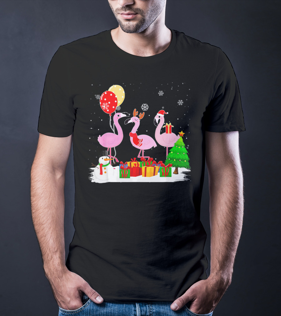 Three Flamingos Xmas Santa With Christmas Tree Presents Snowman Balloons T-Shirt