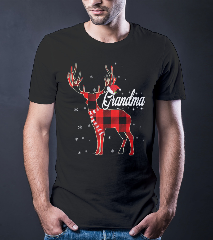 Grandma Reindeer Plaid With Santa Hat And Snowflakes T-Shirt