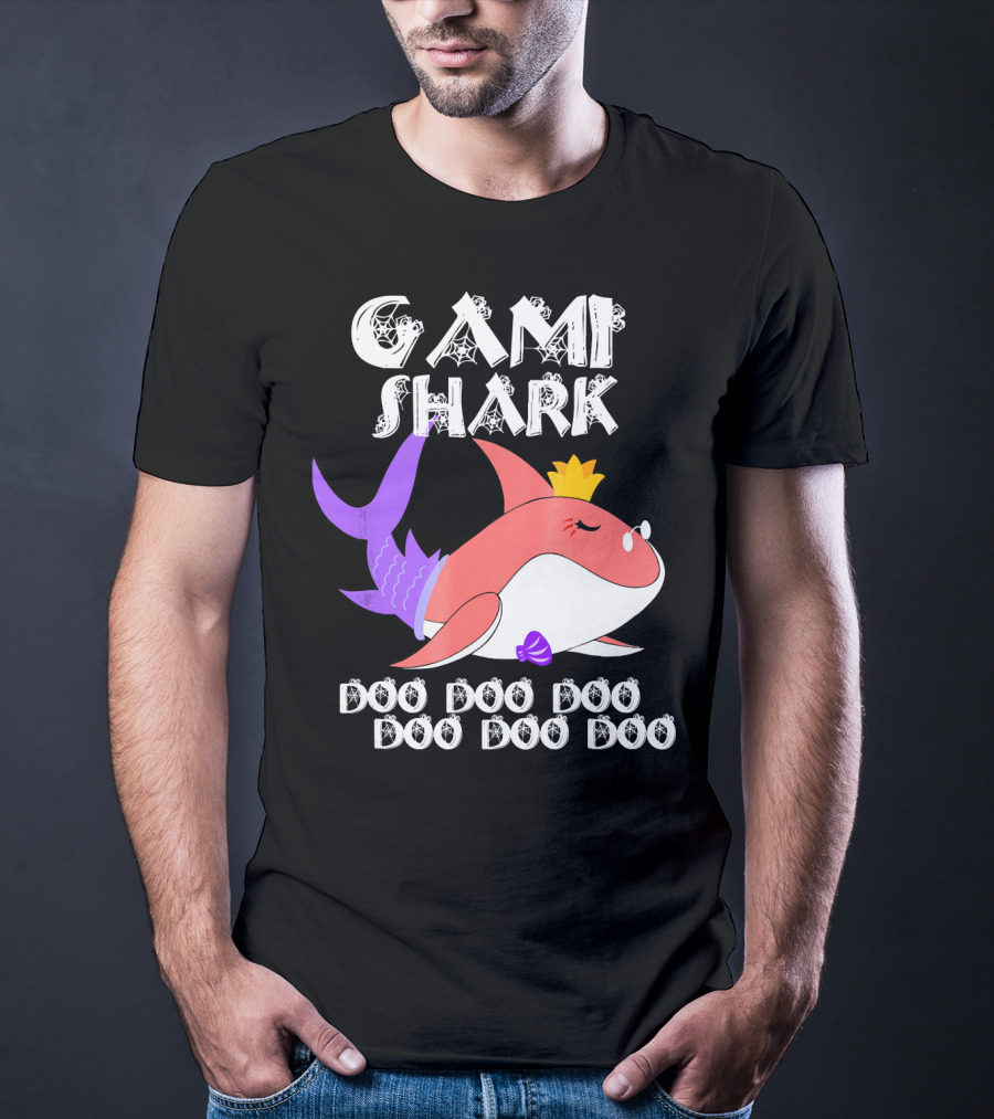 Gami Shark Doo Doo Doo Cute Crowned Shark With Purple Fins T-Shirt