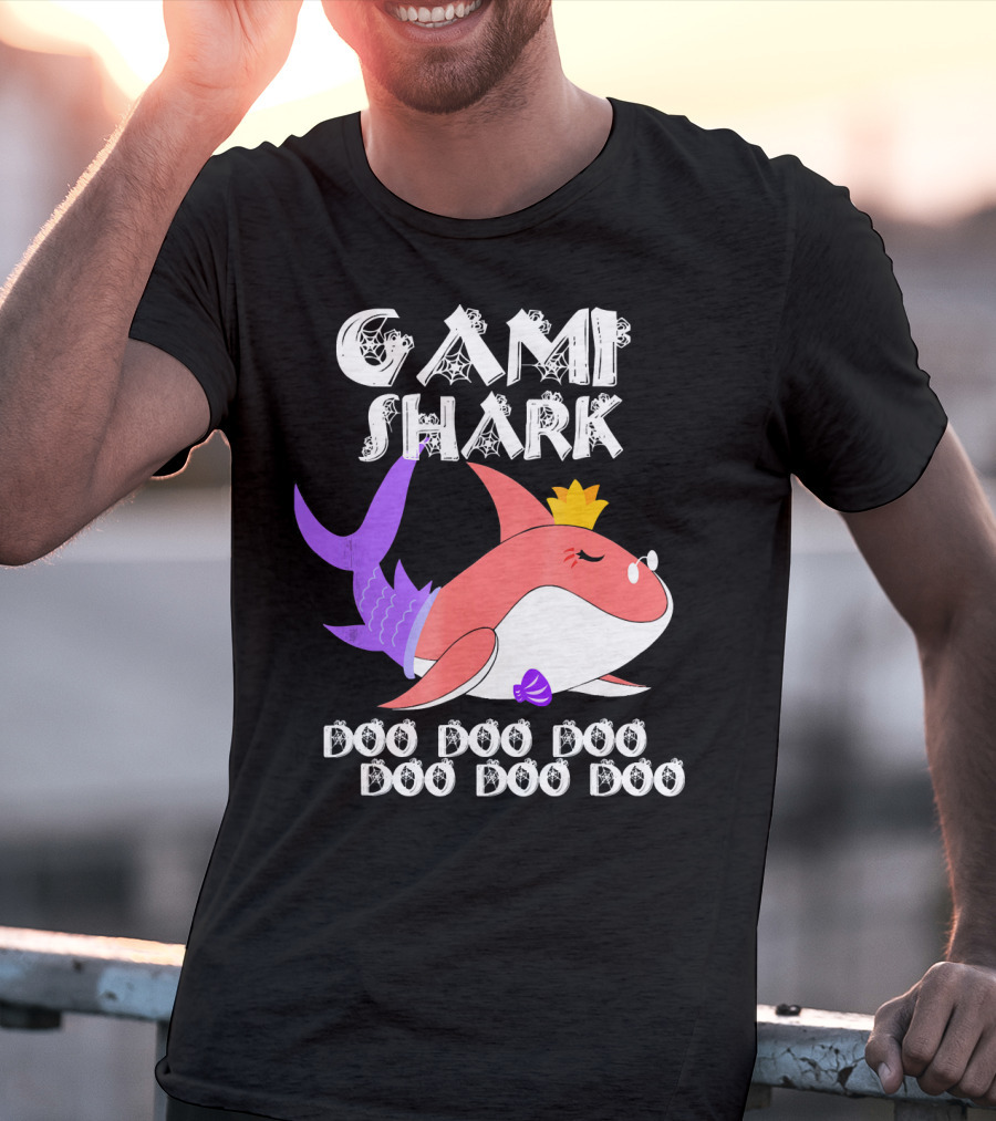 Gami Shark Doo Doo Doo Cute Crowned Shark With Purple Fins T-Shirt
