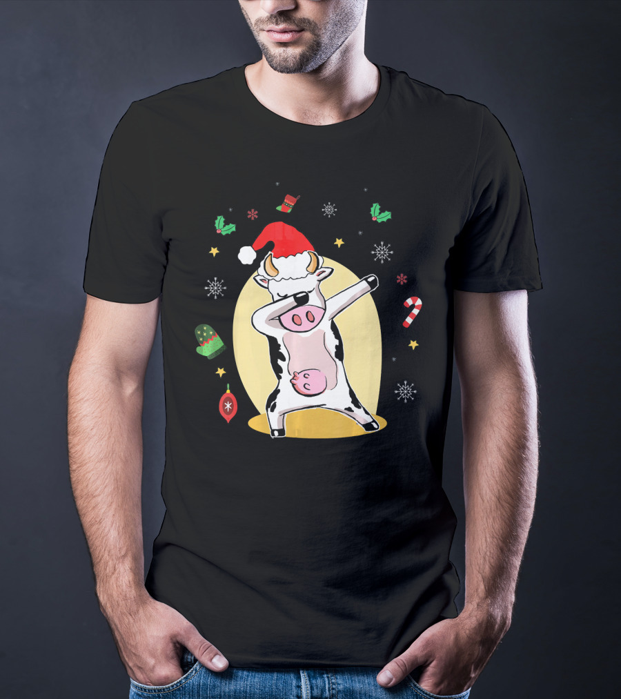 Cute Cow Dabbing Merry Santa Hat Christmas Candy Cane Snowflakes T-Shirt