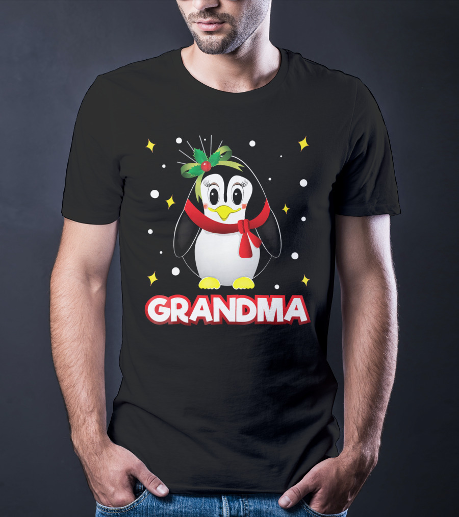Grandma Penguin Festive Christmas Family T-Shirt