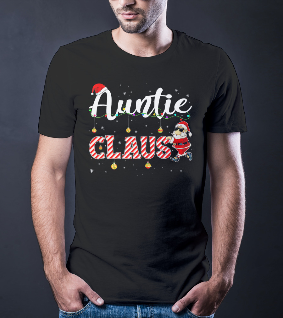 Auntie Claus Cute Christmas Santa Hat Mat T-Shirt
